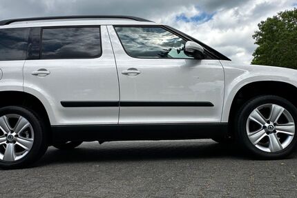 Skoda Yeti 91.000 km 8.599 &euro; Kevelaer 47623