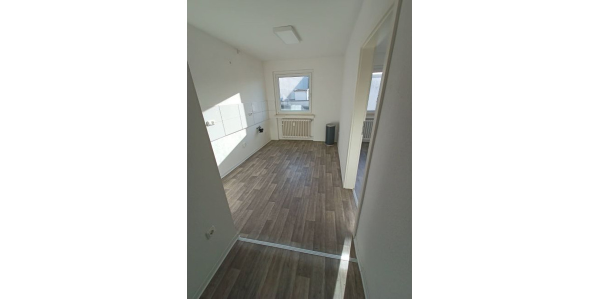 Dachgeschoßwohnung Duisburg - 2 Zimmer, 54 m&sup2;, 470&euro; | Angebot:25232944