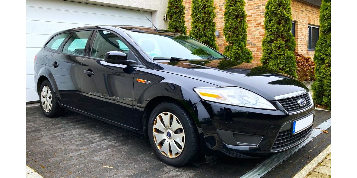 Ford Mondeo 273.000 km 2.490 &euro; Moers 47441