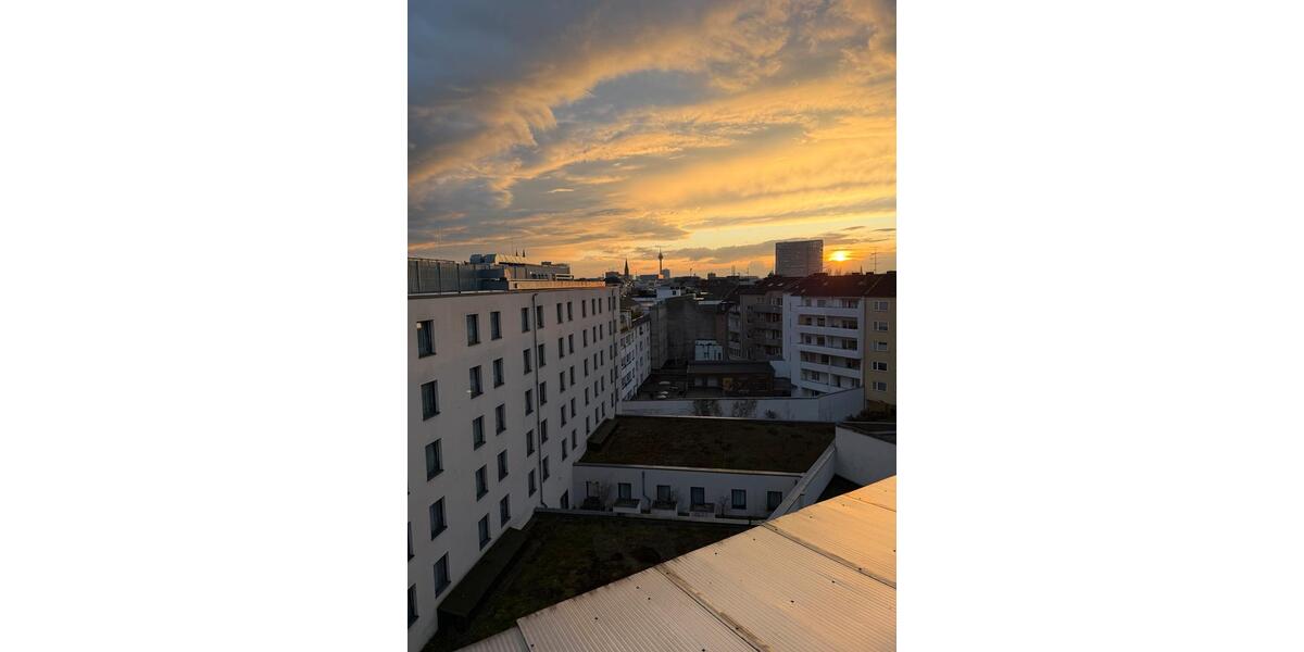 Dachgeschoßwohnung Düsseldorf Pempelfort - 3 Zimmer, 80 m&sup2;, 2.200&euro; | Angebot:26701749
