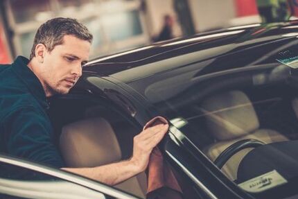 Mercedes-Benz C 180 6.105 km 33.688 &euro; Nettetal 41334