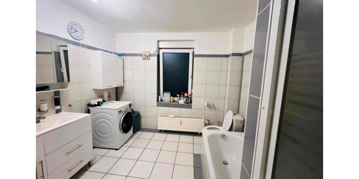 Erdgeschoßwohnung Essen Stadtbezirk VI - 1 Zimmer, 43 m&sup2;, 450&euro; | Angebot:25404233