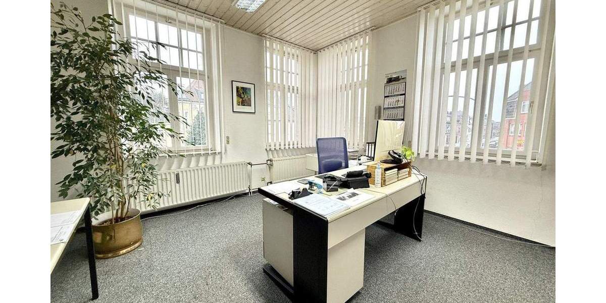 Gewerbeobjekt Geldern - 8 Zimmer, 260 m&sup2;, 1.875&euro; | Angebot:25701959