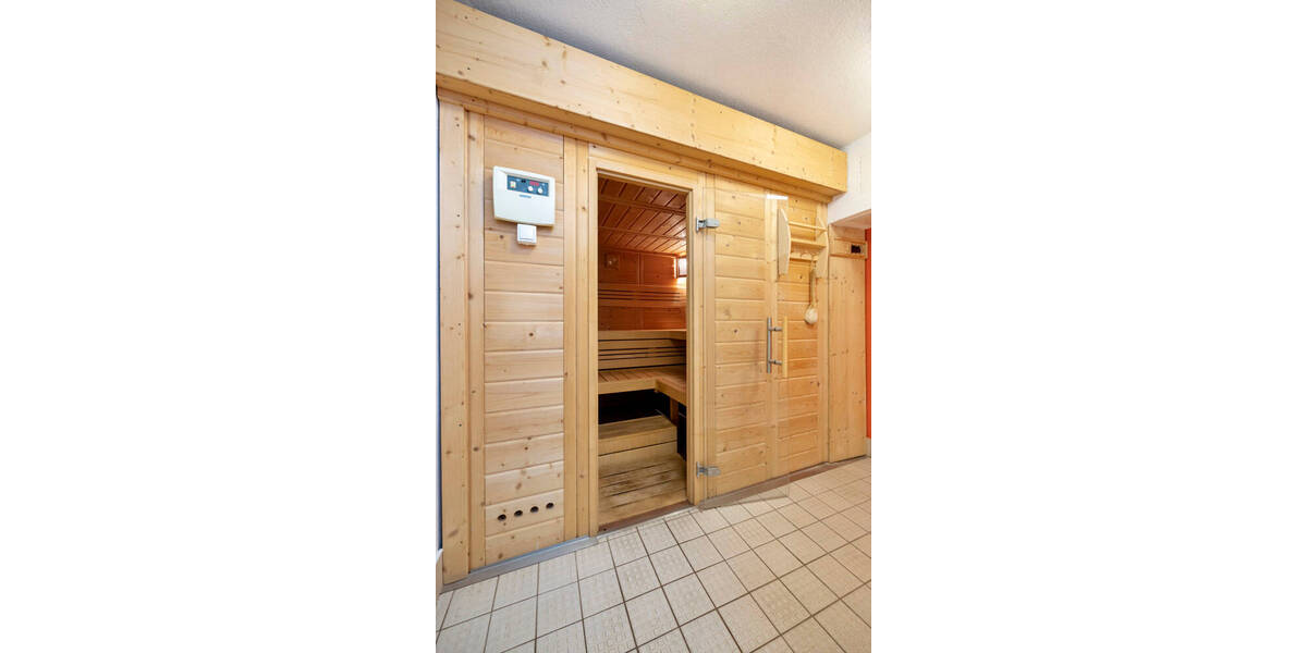 Etagenwohnung Düsseldorf Hubbelrath - 5 Zimmer, 169 m&sup2;, 500.000&euro; | Angebot:25744335