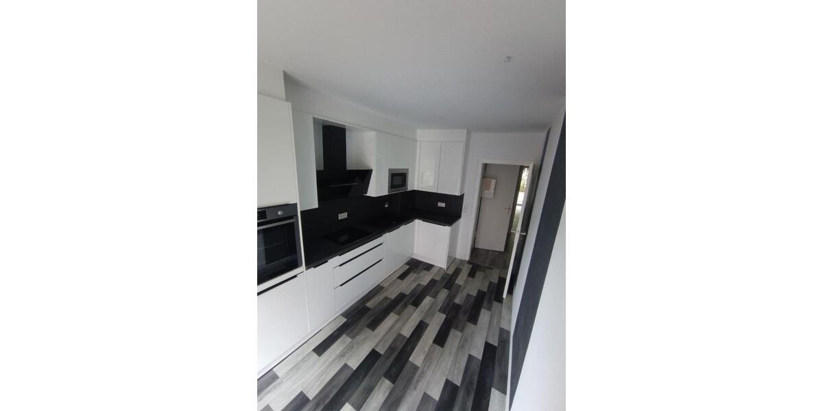 Erdgeschoßwohnung Neuss - 3 Zimmer, 97 m&sup2;, 369.950&euro; | Angebot:25180170