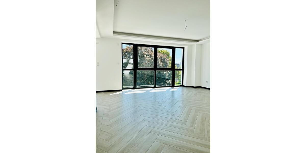 Dachgeschoßwohnung Krefeld - 2 Zimmer, 87 m&sup2;, 1.300&euro; | Angebot:26664001