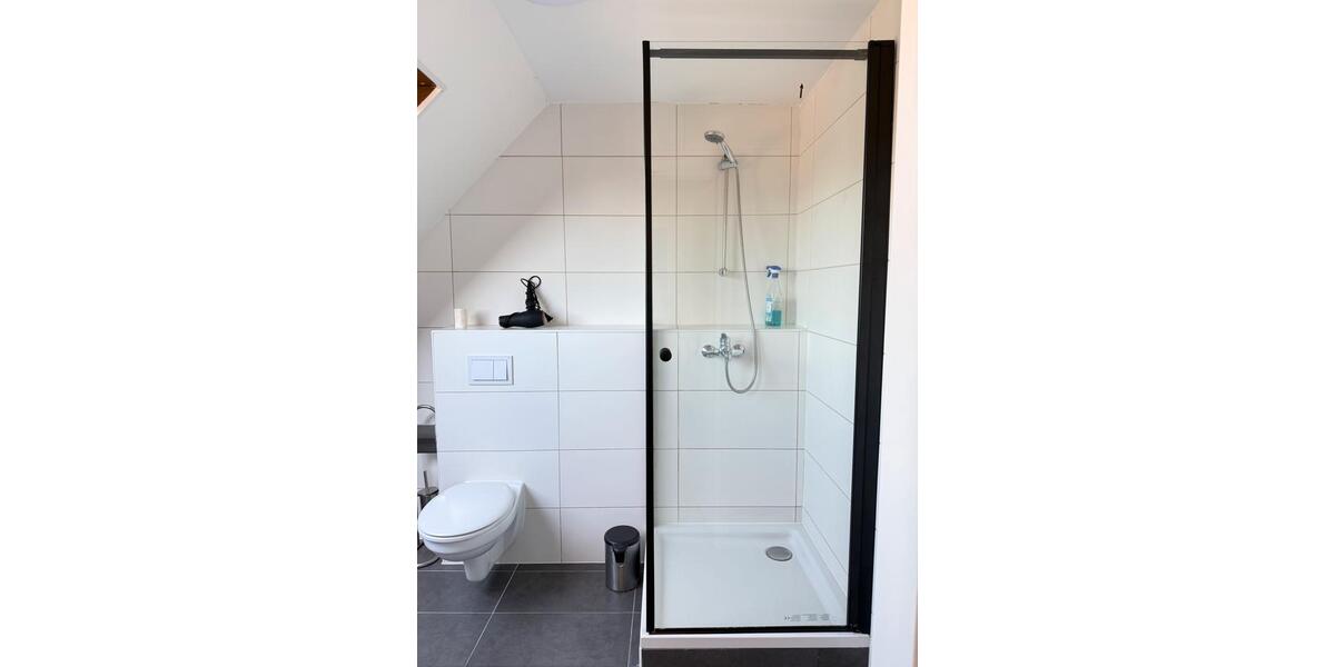 Dachgeschoßwohnung Krefeld Benrad - 2 Zimmer, 50 m&sup2;, 799&euro; | Angebot:26705006