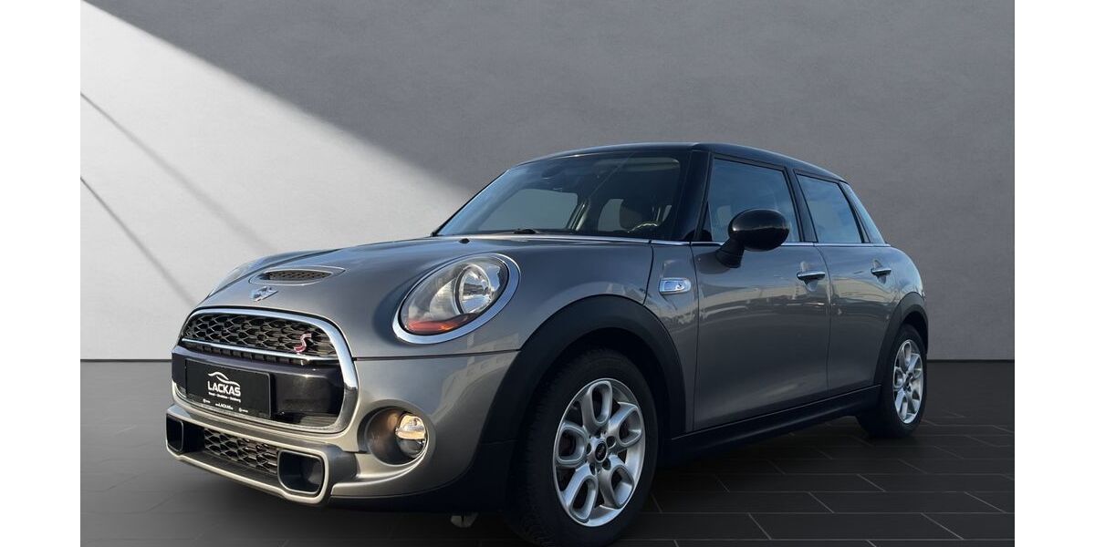 Mini Cooper S 24.000 km 15.949 &euro; Wesel 46485