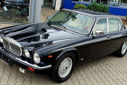 Jaguar Daimler 91.146 km 24.510 &euro; Wachtendonk 47669