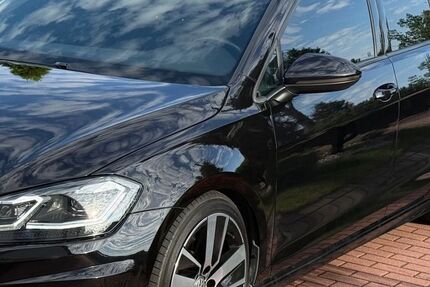 VW Golf 140.000 km 12.800 &euro; Oberhausen 46147