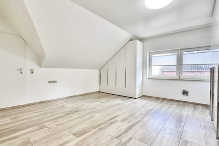 Wohnung Ratingen - 2.5 Zimmer, 117 m&sup2;, 1.530&euro; | Angebot:25860853
