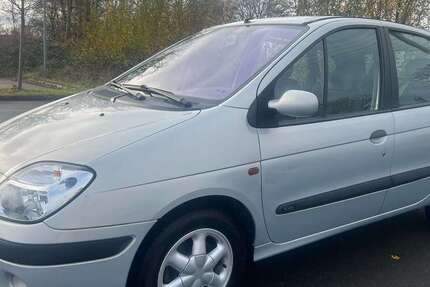 Renault Scenic 98.200 km 3.800 &euro; Bottrop 46238