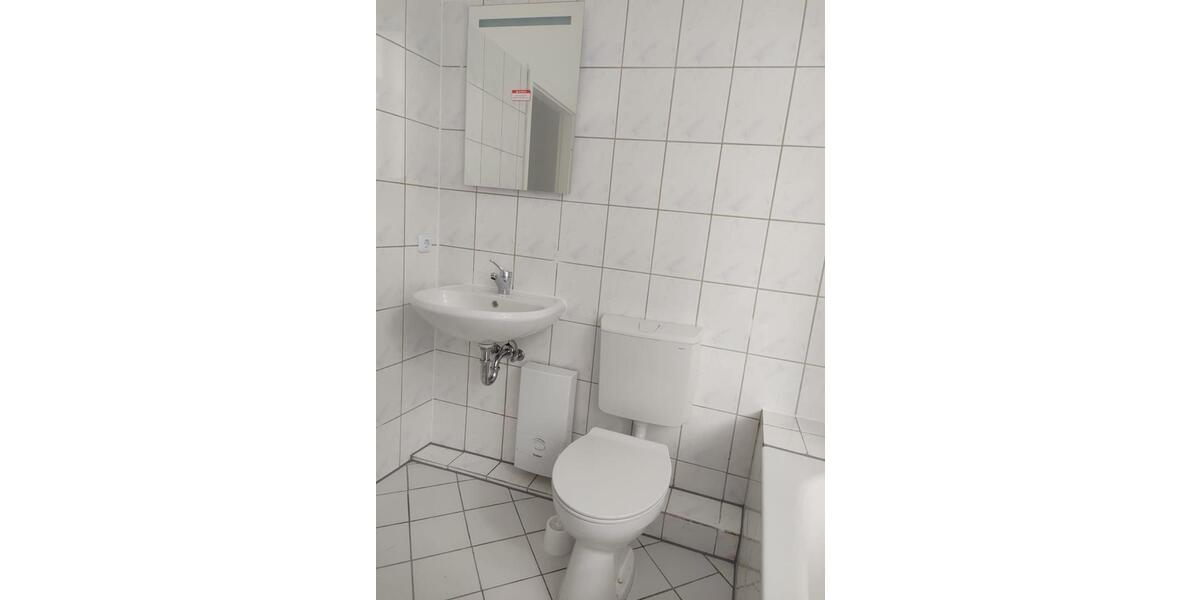 Etagenwohnung Krefeld - 3 Zimmer, 69 m&sup2;, 1.100&euro; | Angebot:25941038