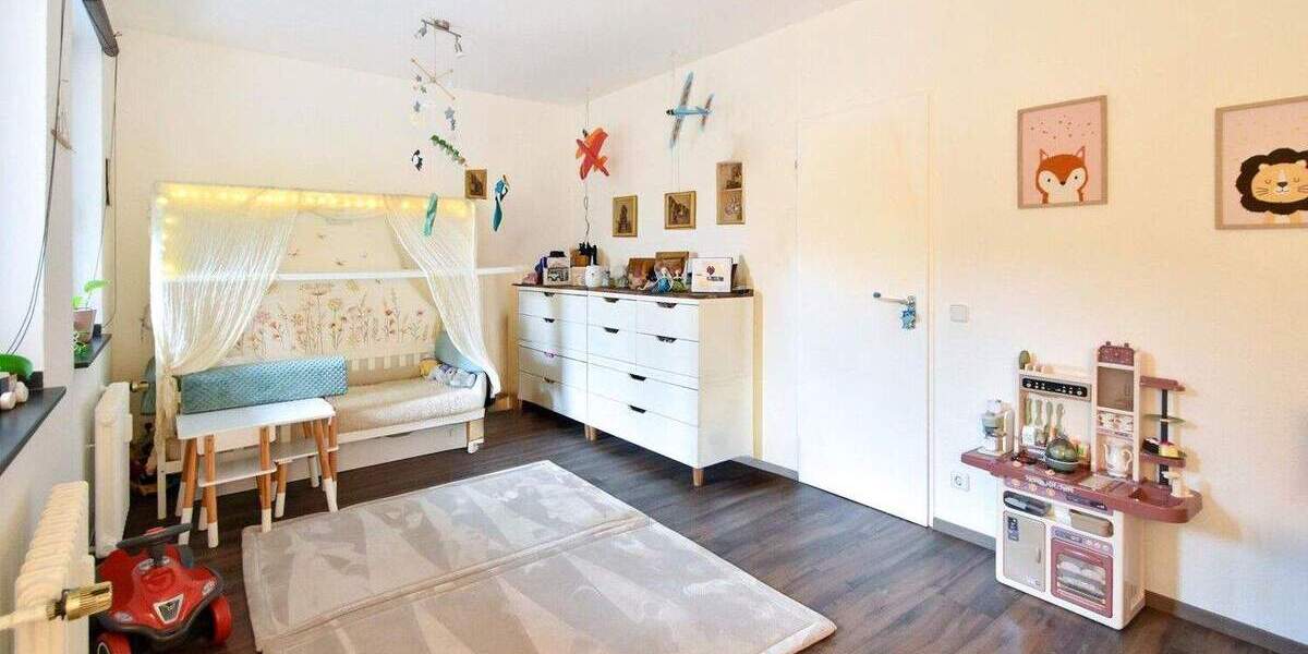 Etagenwohnung Duisburg / Dellviertel Dellviertel - 3 Zimmer, 80 m&sup2;, 139.000&euro; | Angebot:25695780