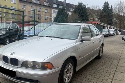 BMW 520 158.000 km 5.000 &euro; Essen 45143
