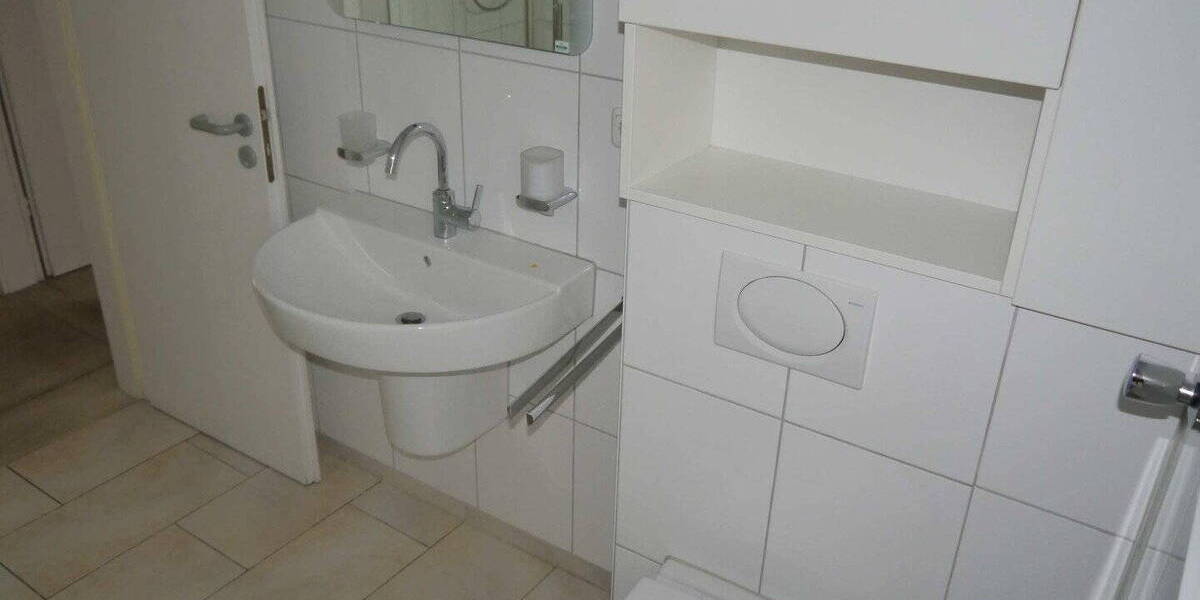 Etagenwohnung Mülheim an der Ruhr Saarn - 3 Zimmer, 95 m&sup2;, 255.000&euro; | Angebot:26512861