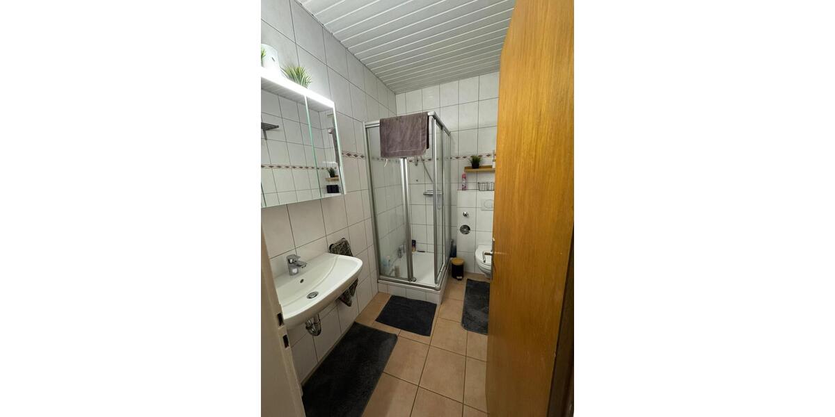 Etagenwohnung Dinslaken Lohberg - 3.5 Zimmer, 76 m&sup2;, 650&euro; | Angebot:25990272