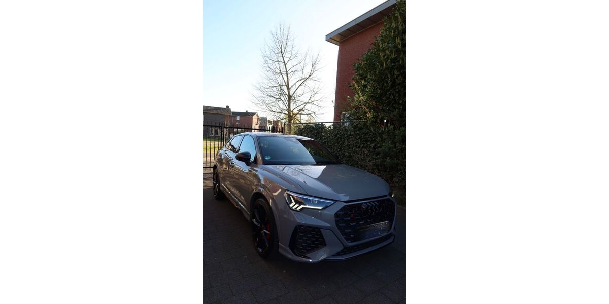 Audi RSQ3 60.300 km 58.999 &euro; Straelen 47638