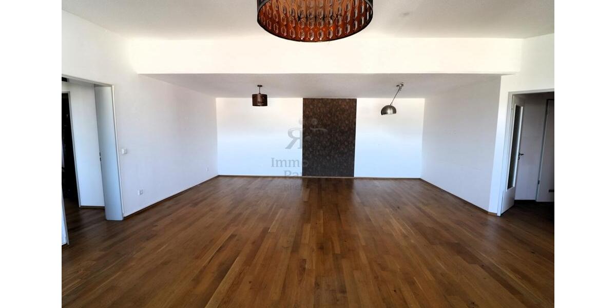 Dachgeschoßwohnung Voerde (Niederrhein) - 4 Zimmer, 120 m&sup2;, 1.056&euro; | Angebot:25852214