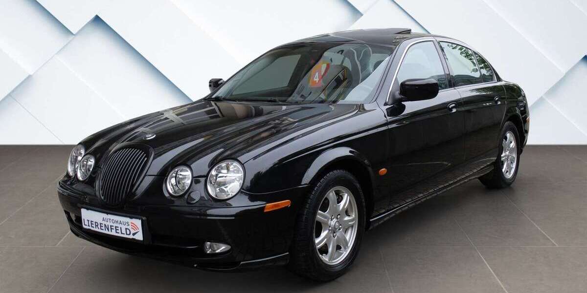 Jaguar S-Type 85.487 km 9.990 &euro; Düsseldorf 40231