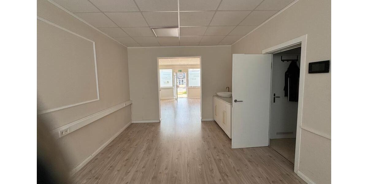 Gewerbeobjekt Kamp-Lintfort Lintfort - 750&euro; | Angebot:26055008