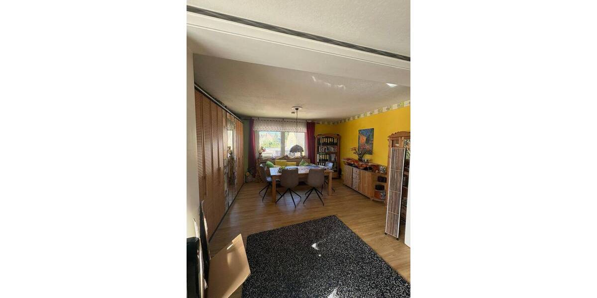 Etagenwohnung Krefeld Oppum - 2 Zimmer, 89 m&sup2;, 900&euro; | Angebot:26244926