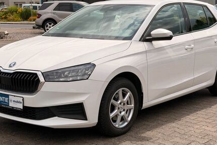 Skoda Fabia 60.812 km 14.690 &euro; Xanten 46509