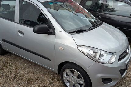 Hyundai i10 85.050 km 4.450 &euro; Mülheim-Ruhr 45473