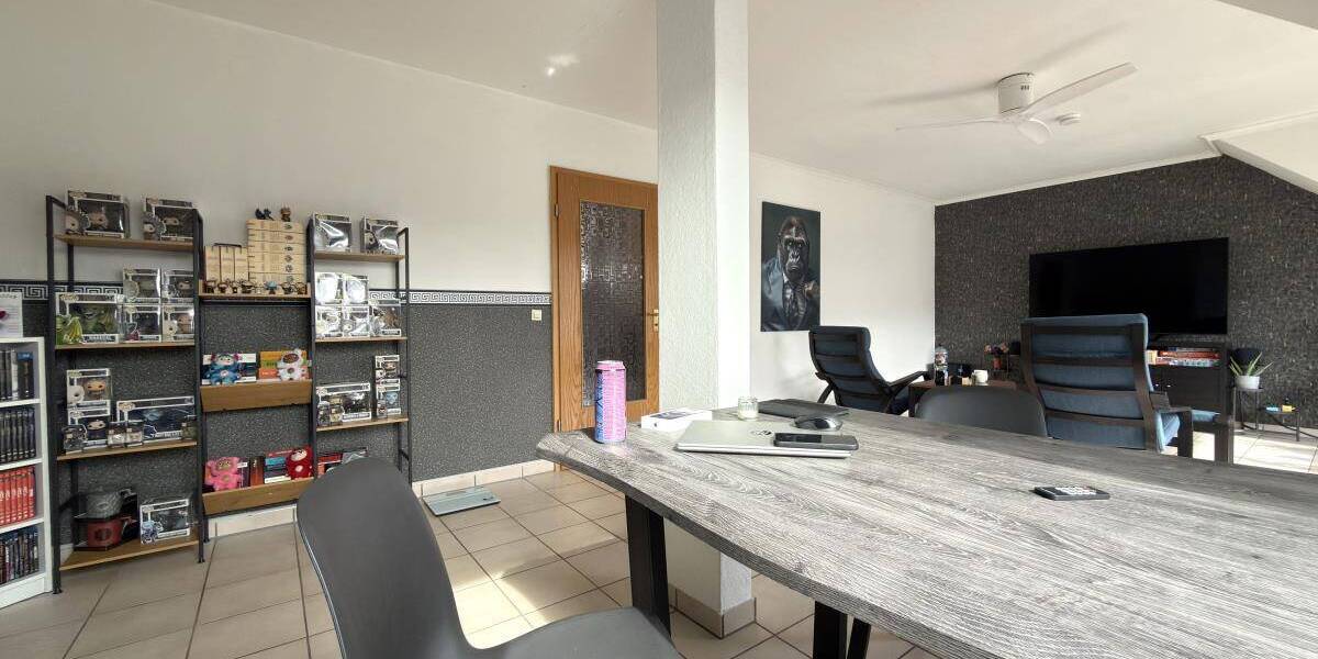 Etagenwohnung Oberhausen Schmachtendorf - 2 Zimmer, 75 m&sup2;, 675&euro; | Angebot:26754009