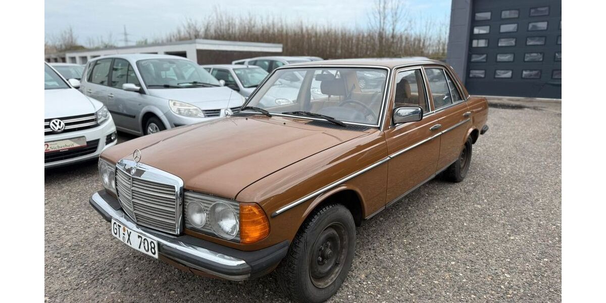 Mercedes-Benz 240 198.000 km 5.900 &euro; Kamp-Lintfort 47475
