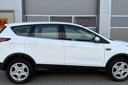 Ford Kuga 51.920 km 10.995 &euro; Willich 47877