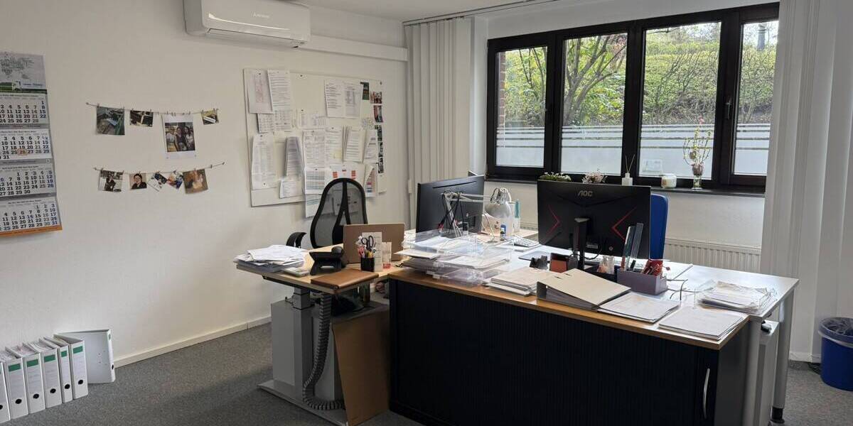 Gewerbeobjekt Kaarst Holzbüttgen - 1 Zimmer, 973 m&sup2;, 8.342&euro; | Angebot:26658331