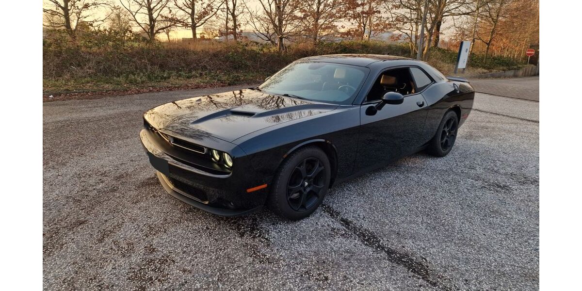 Dodge Challenger 162.000 km 24.500 &euro; Duisburg 47059