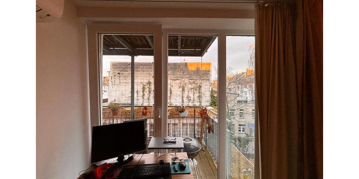 Etagenwohnung Düsseldorf Pempelfort - 1 Zimmer, 45 m&sup2;, 1.300&euro; | Angebot:25921646