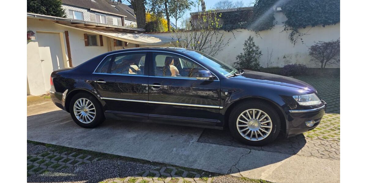 VW Phaeton 122.286 km 11.800 &euro; Moers 47441