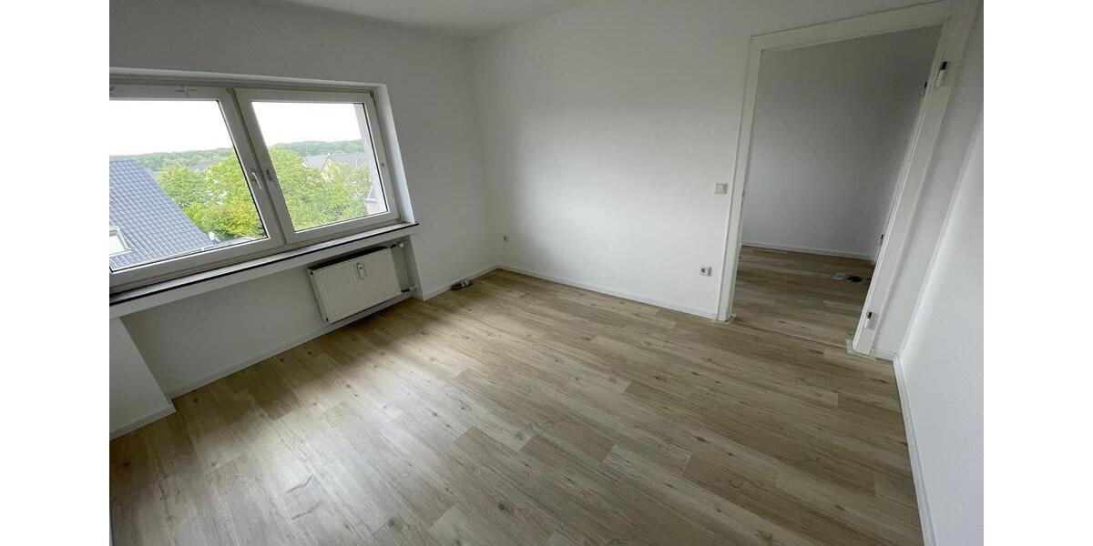 Etagenwohnung Krefeld Benrad - 4 Zimmer, 82 m&sup2;, 795&euro; | Angebot:26614585